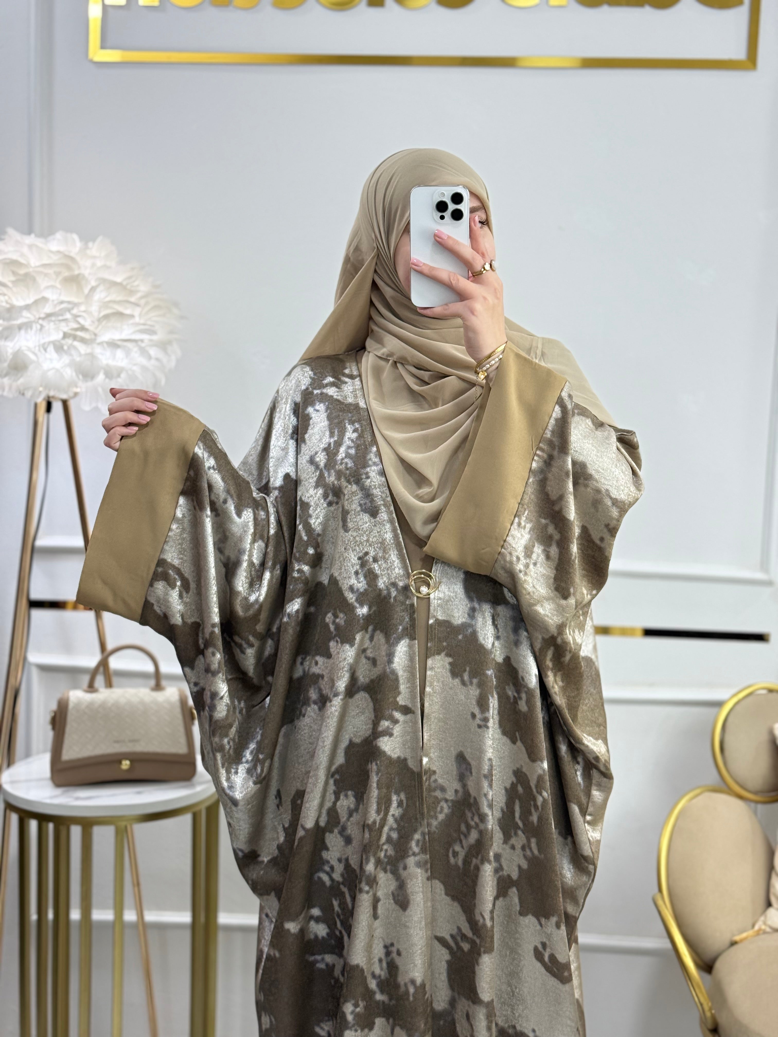 Abaya Silva