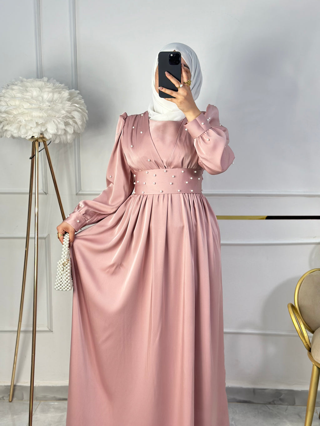 Robe Loujain