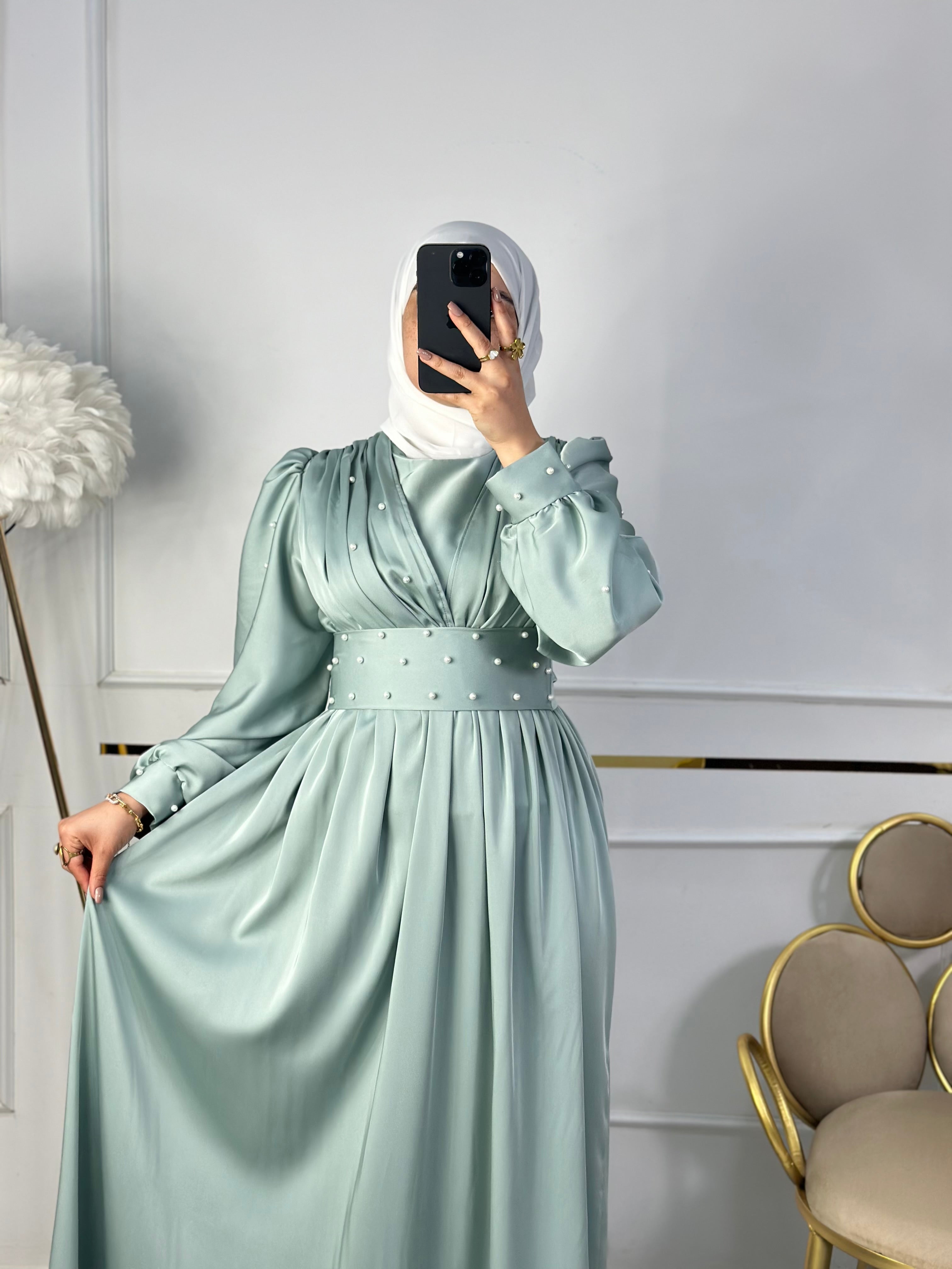 Robe Loujain